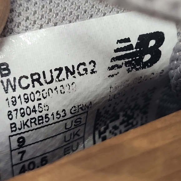 New Balance Fresh Foam Cruz v1 Women's Running Shoes Size 9B Grey - Picture 12 of 13